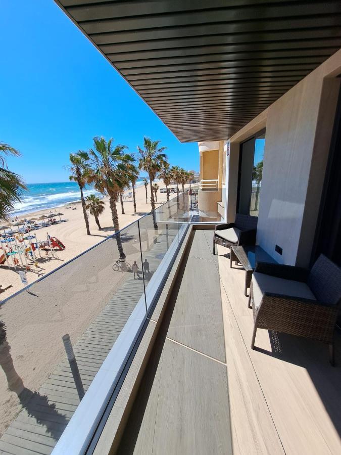Luxury Apartment La Mata Right By The Sea Ngoại thất bức ảnh